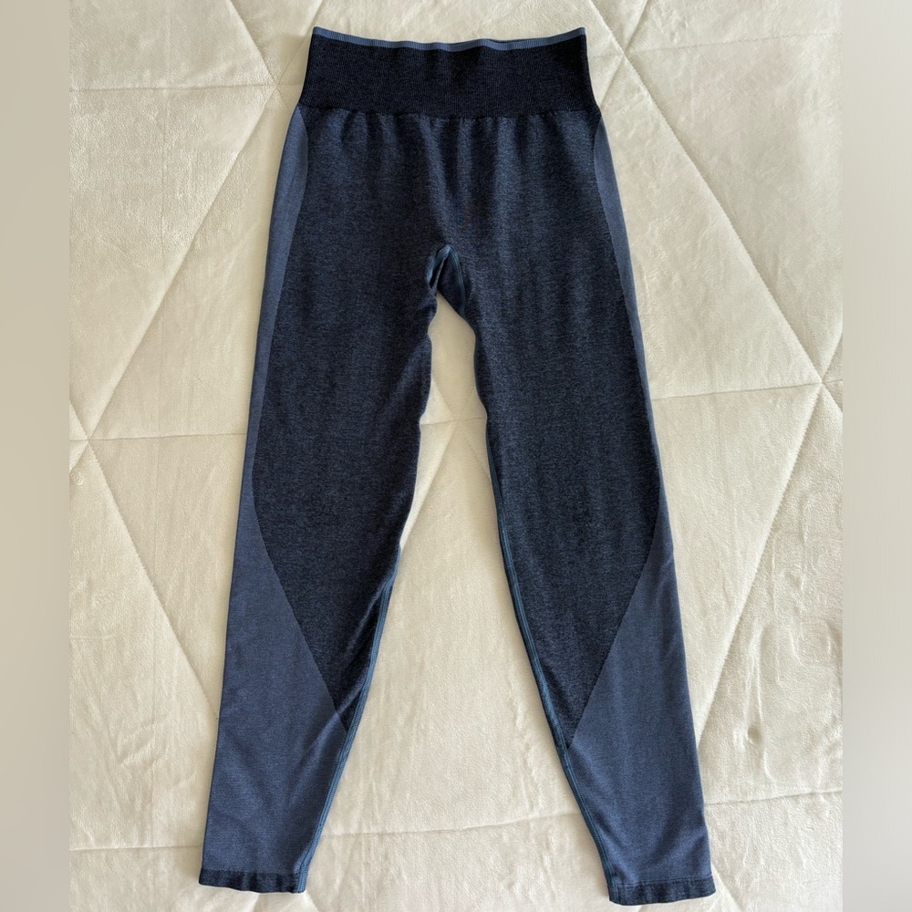 PINK/ Victoria Secret Athletic Leggings size M
